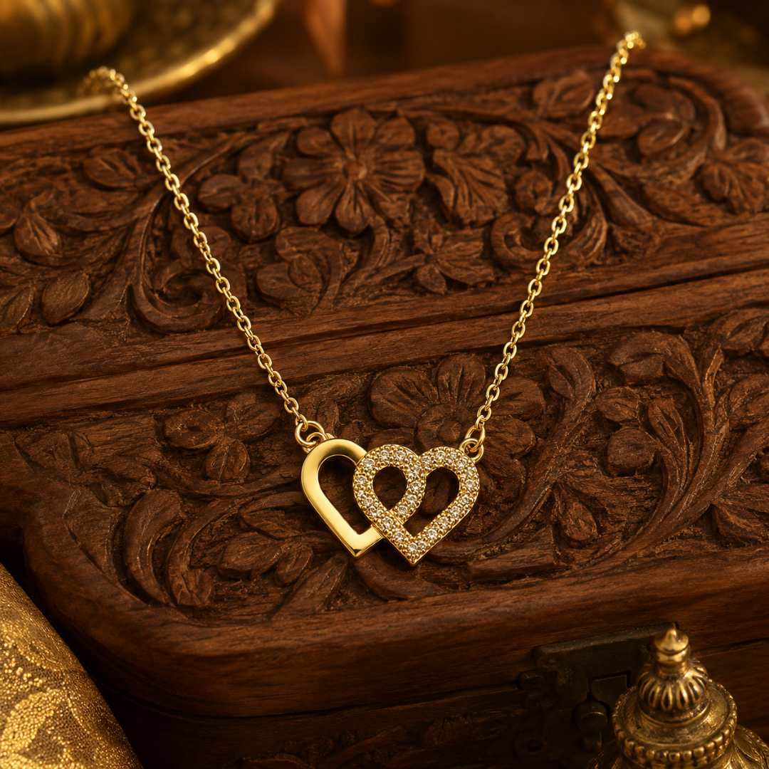 The Entwined Hearts Chain