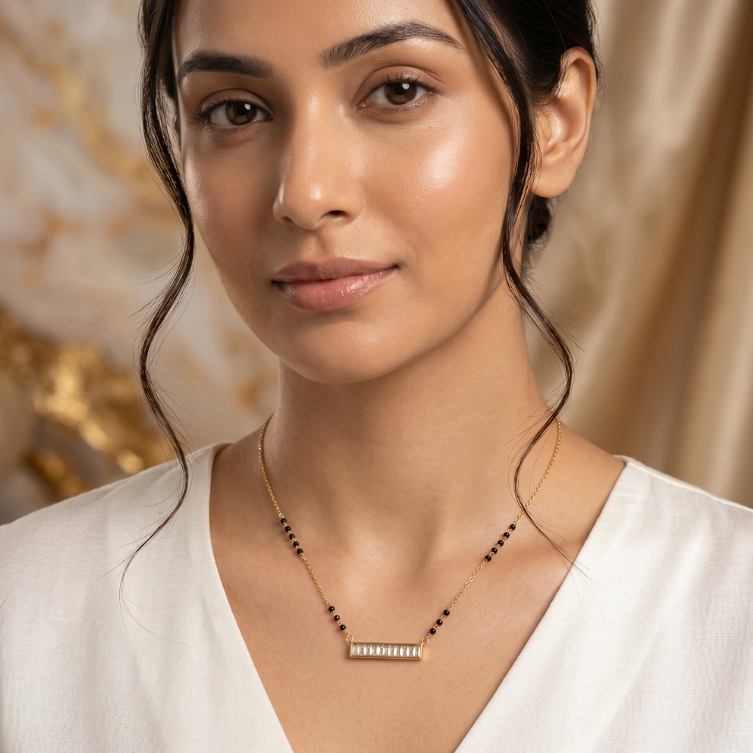 Signature Bar Glow Mangalsutra
