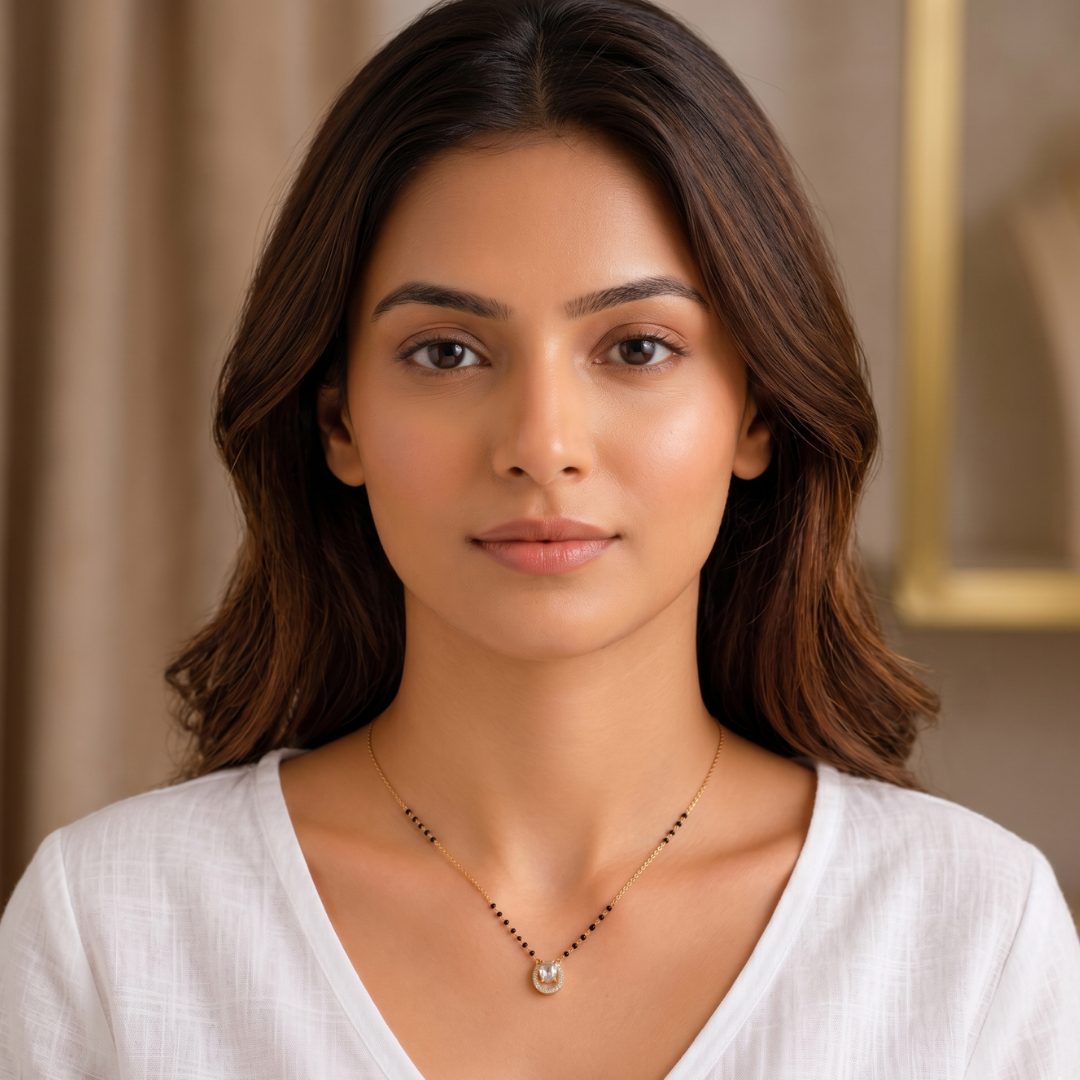 Gold Oval Solitaire Short Mangalsutra