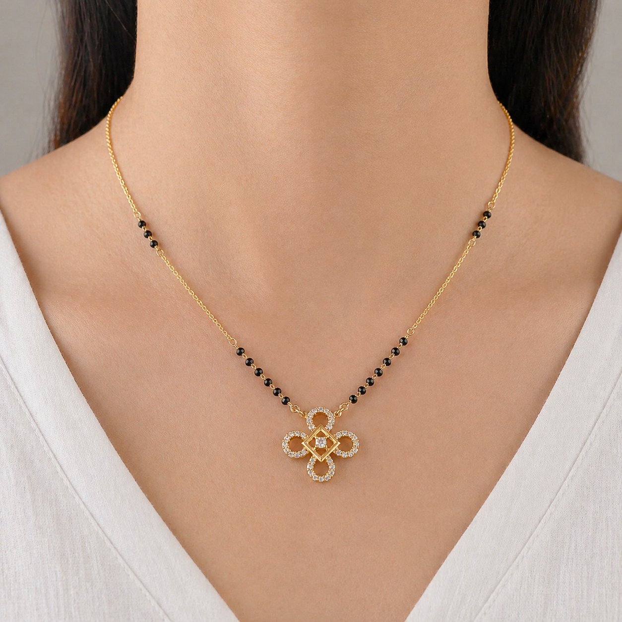 The 'Kavya' Geometric Clover Mangalsutra