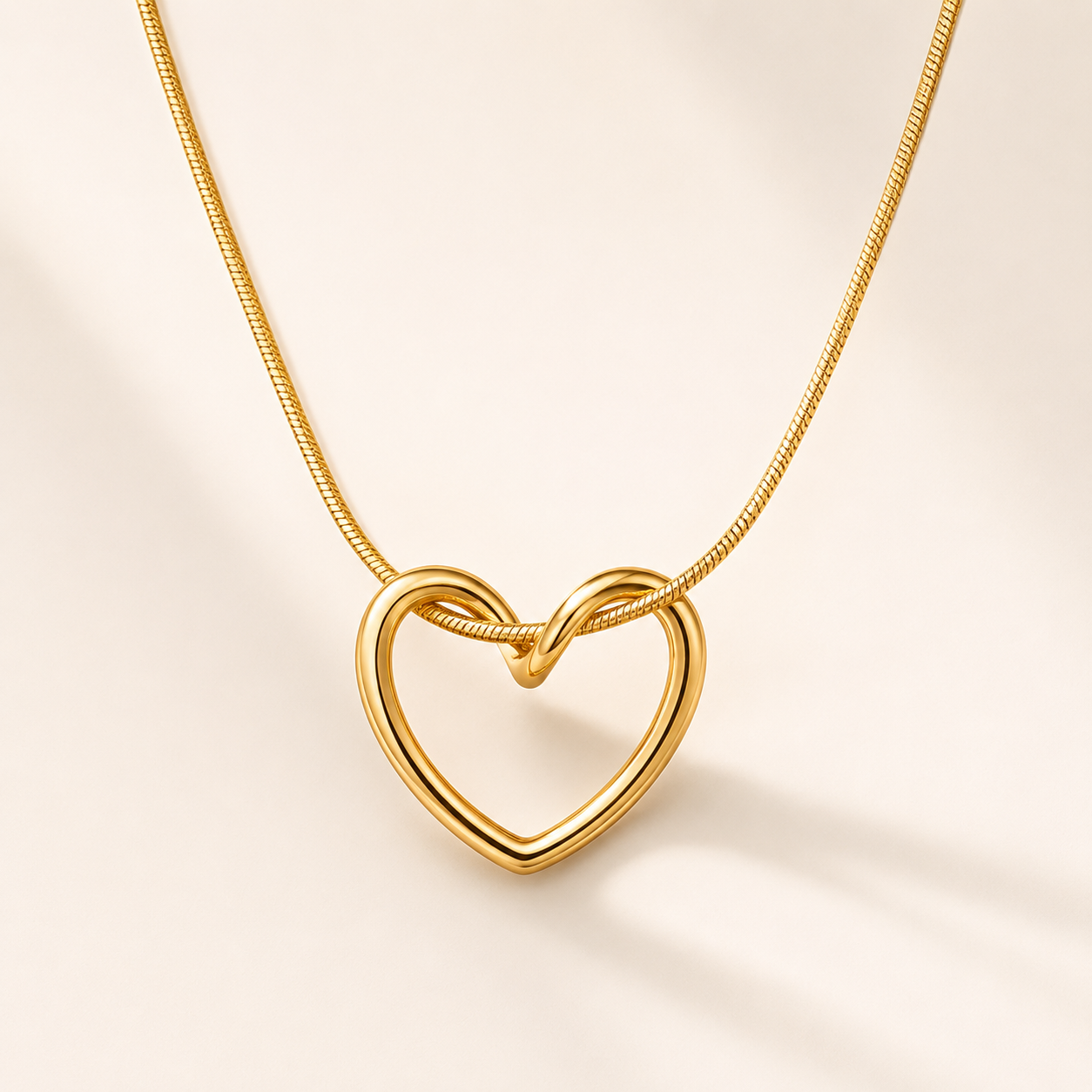 The 'Zara' Interwoven Heart Necklace