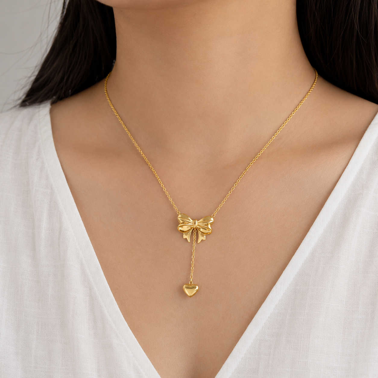 L’Amour 18K Gold Ribbon Heart Chain