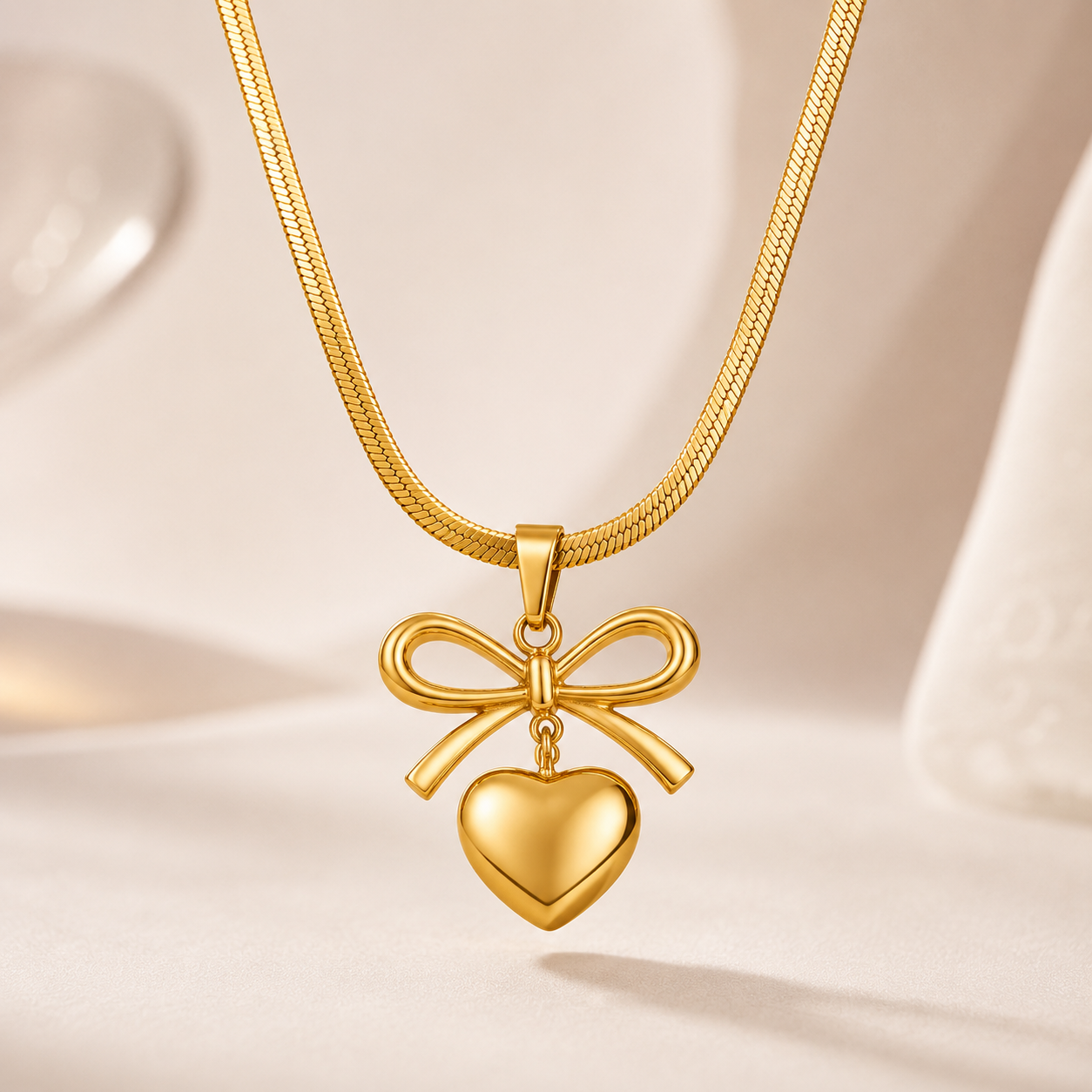 La Belle 18K Gold Herringbone Bow & Heart Pendant
