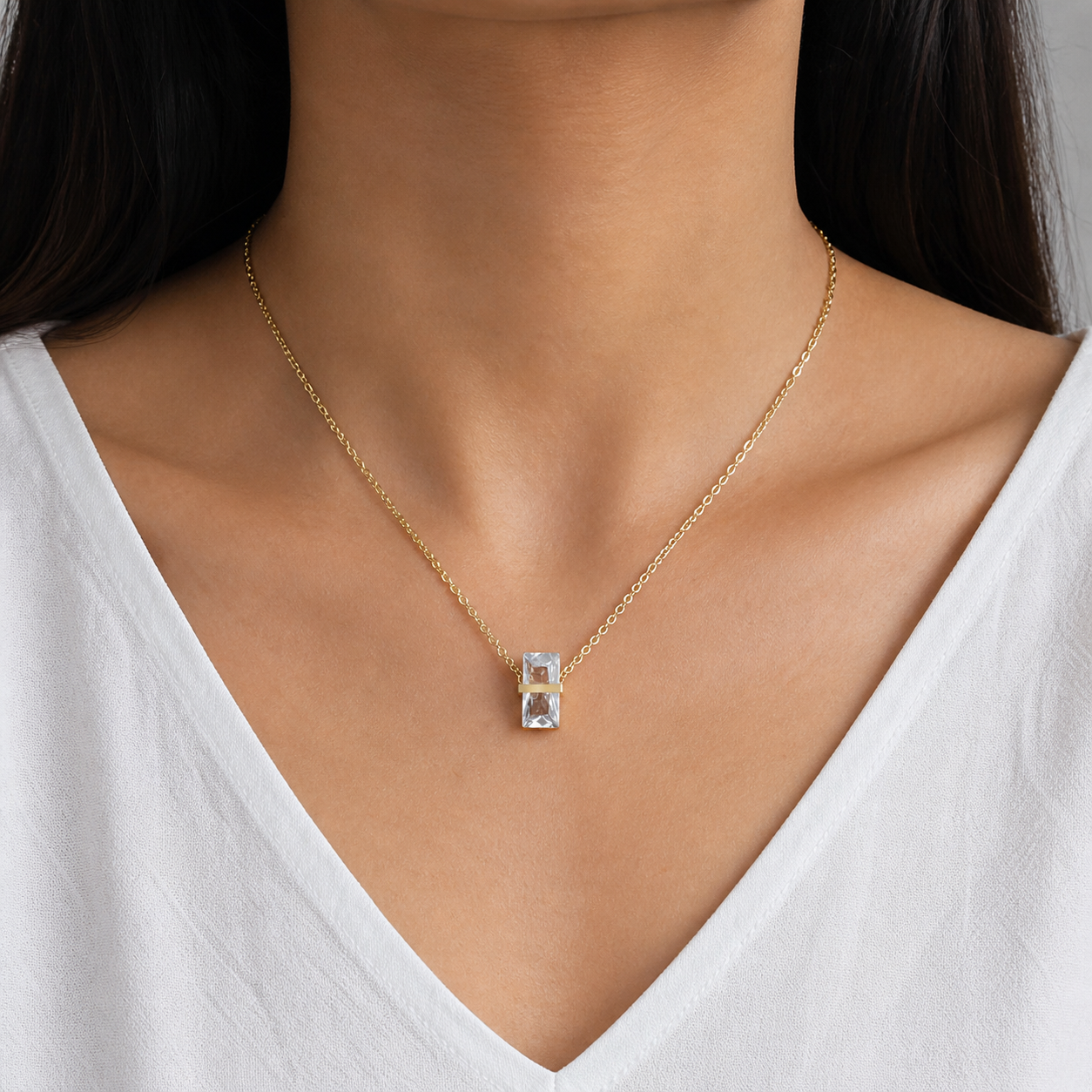 The 'Sloane' Floating Baguette Pendant