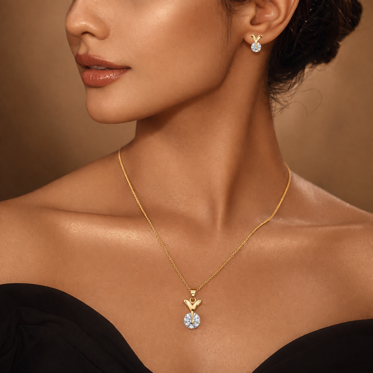 Winged Radiance Pendant Set