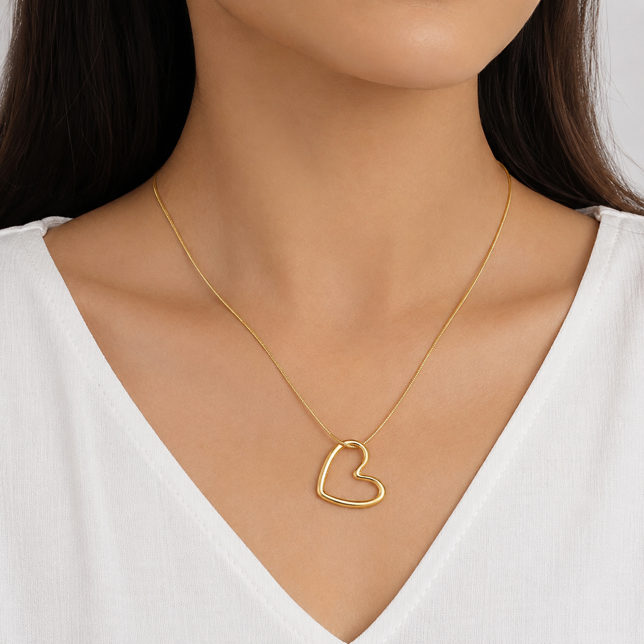 The 'Zara' Interwoven Heart Necklace