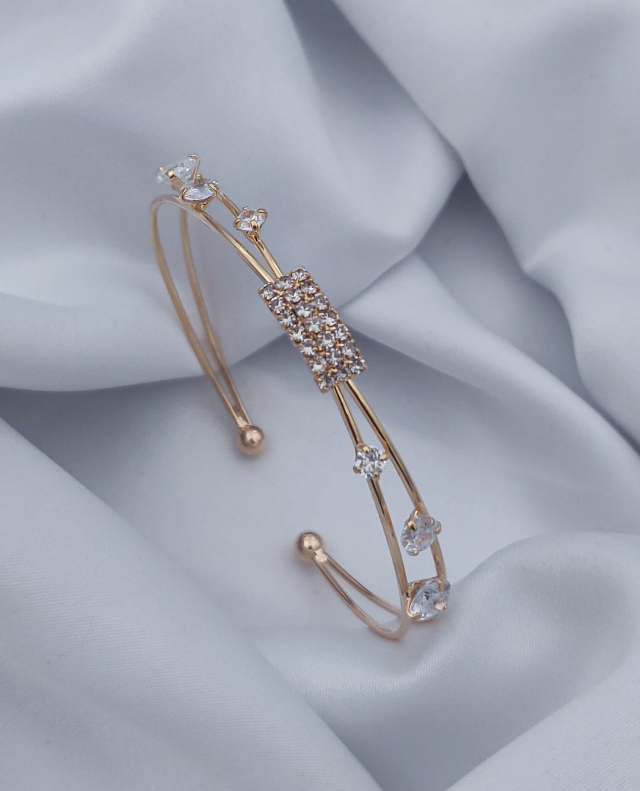 Modern Split-Band Crystal Bracelet