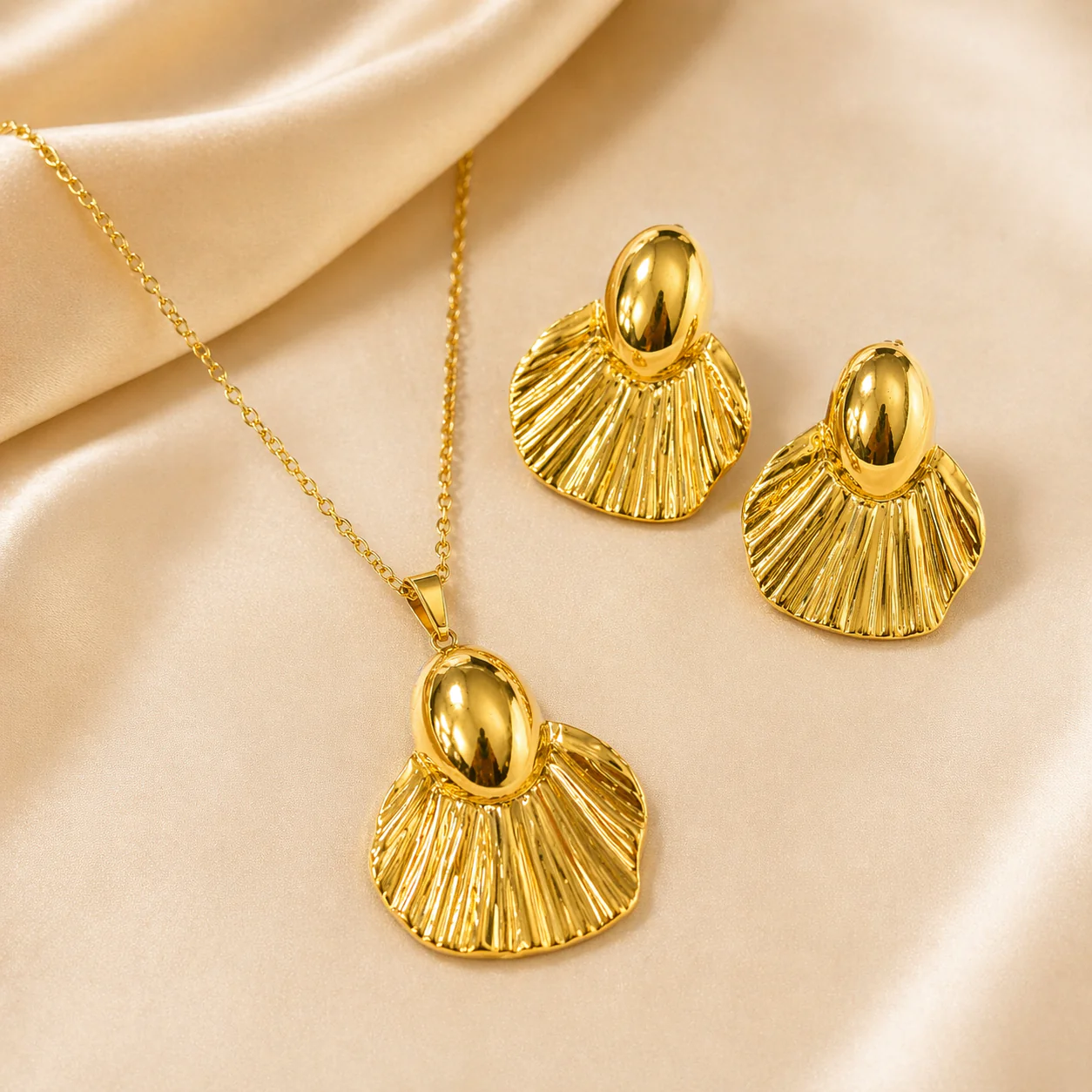 Luminous Pearl and Crystal Floral Jewelry Set