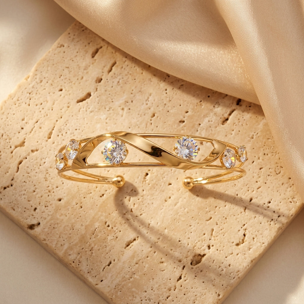 The 'Aura' Interlocking Wave Bracelet
