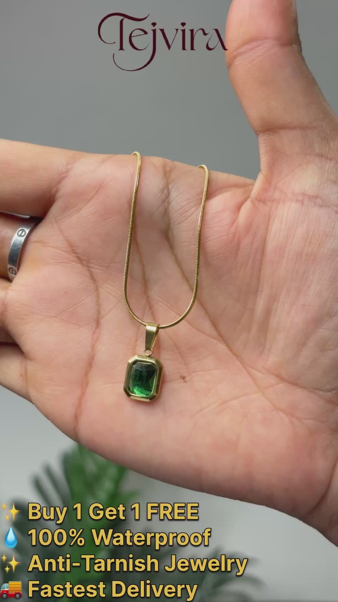 The Royal Green Solitaire Chain